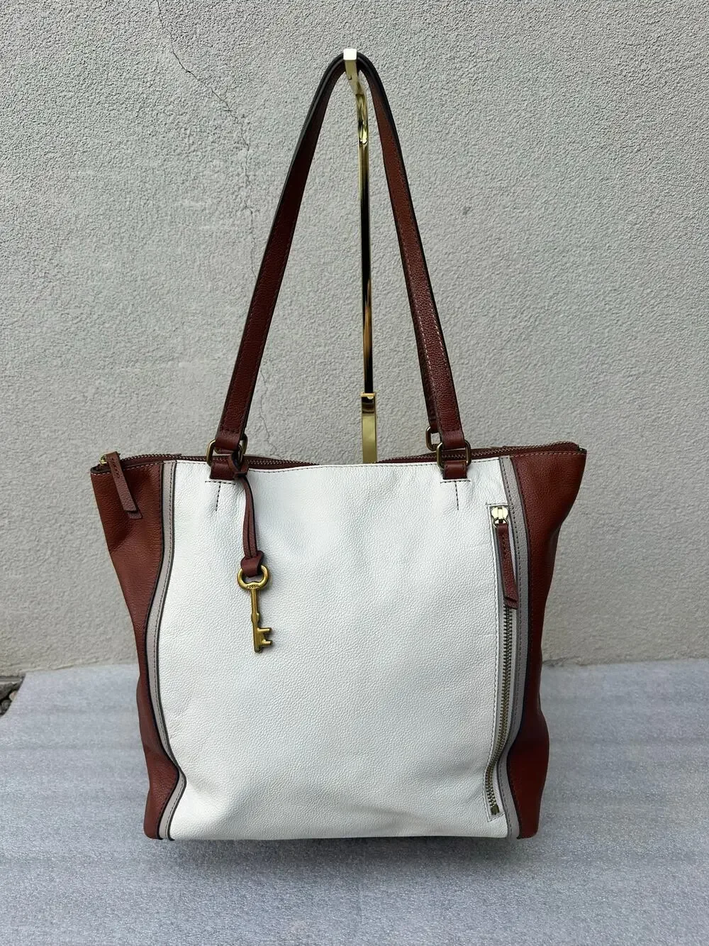 Fossil Genuine Leather Colorblock Tote Bag Ivory Cognac Brown Key Charm
